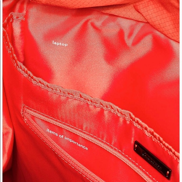 Dash All Day Duffel Bag 20L Brick Orange NWT - Picture 5 of 5